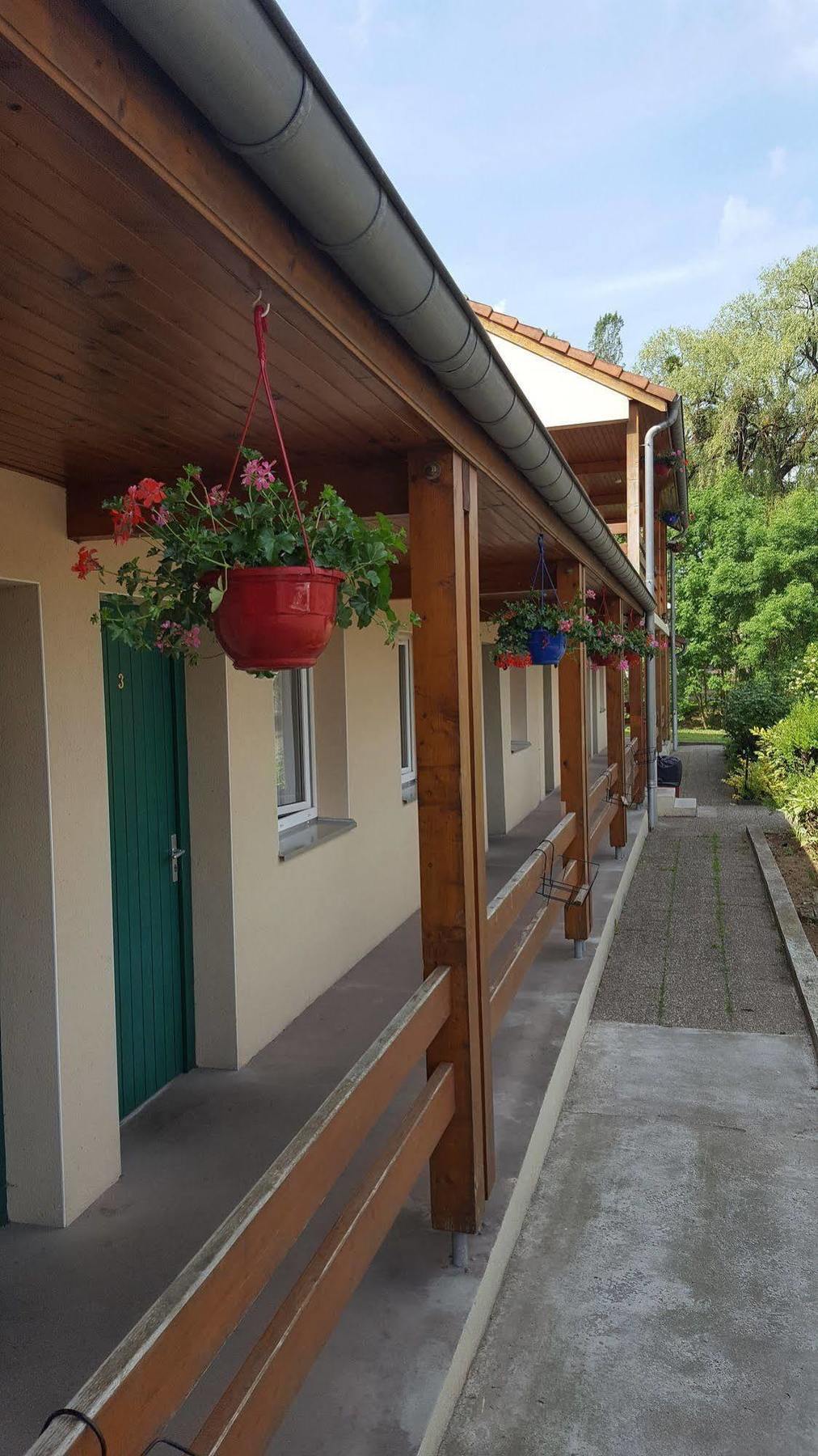 Hotel Restaurant De La Canner Kédange-sur-Canner Exterior photo